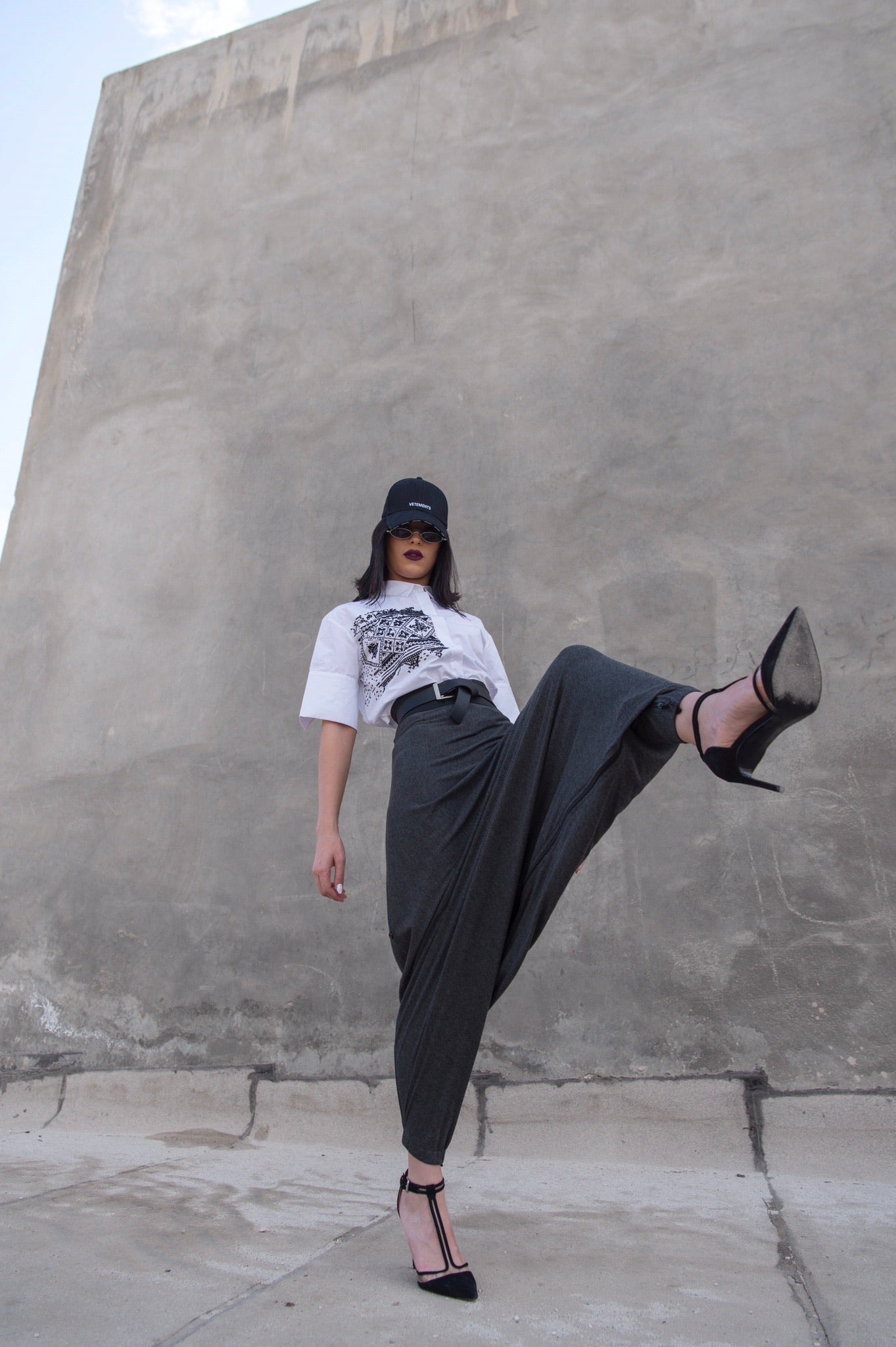 Versatile Three-Button Elephant Pants – Transformable Pant-Skirt