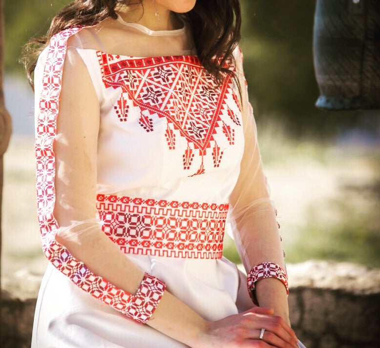 Timeless Elegance: White Floral Embroidered Maxi Dress Timeless Elegance: White Floral Embroidered Maxi Dress